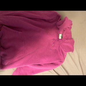 beautiful magenta nike sweatshirt